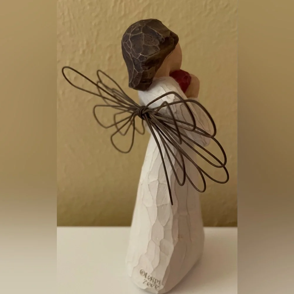 Willow Tree Angel of the Heart